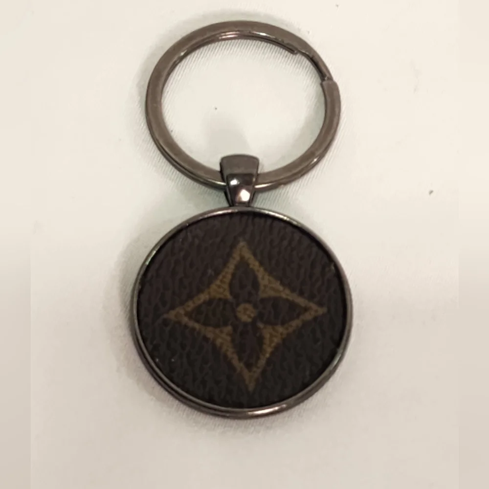 Louis Vuitton Round Monogram Canvas Pattern Keychain - Gunmetal